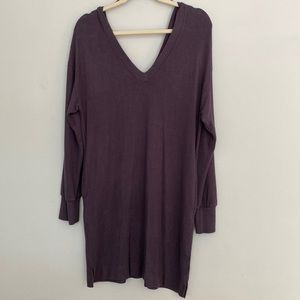 Socialite long sleeve V neck dress